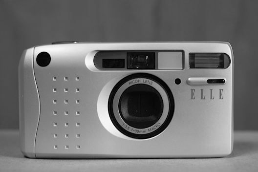 カメラの変遷(11) RICOH編 : 【匠のデジタル工房・玄人専科】