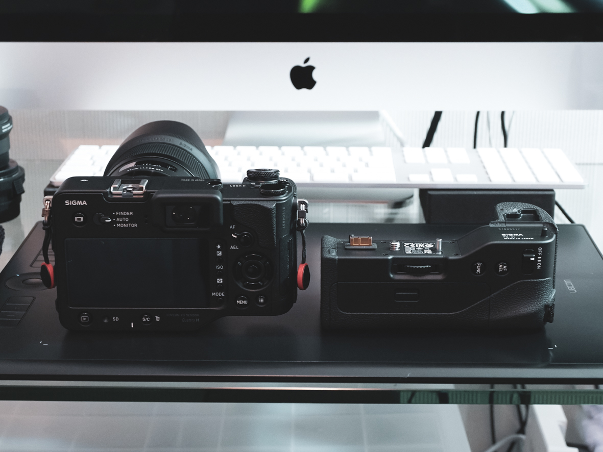 sdQuattroのバッテリーグリップ : 穏やか ではない日々