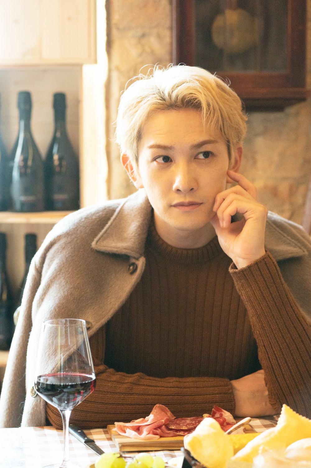 町田啓太を魅了したイタリアの「食の都」。11月7日（金）発売の最新号