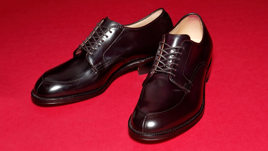 その贅沢さと履き心地に酔うオールデンのエプロンフロントダービーいま
