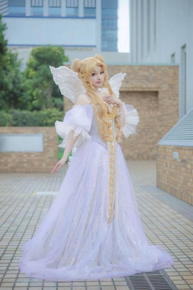 1着で10キロ超…セーラームーン〝セレニティドレス〟を手作りで再現