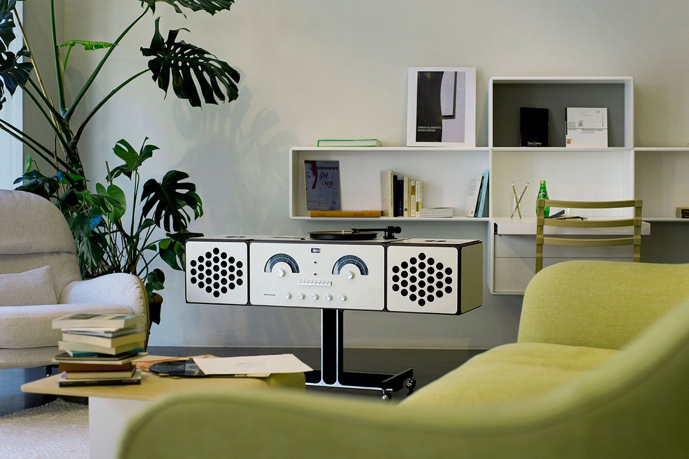 永遠のデザイナー系オーディオ「ブリオンヴェガ」 現代の技術を