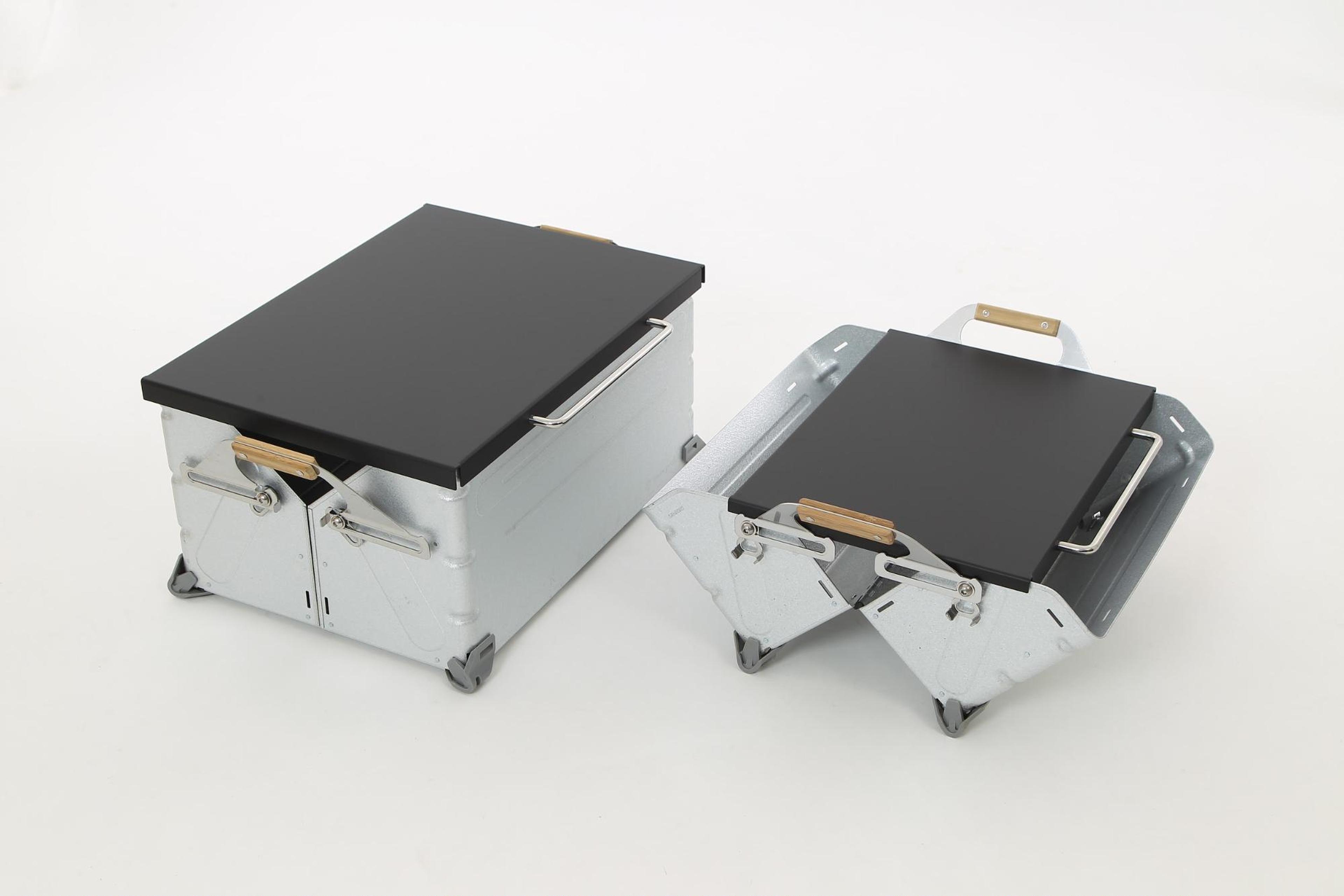 FREEDOM」からブラックカラー平板天板が登場！鏡面とマットどっちを