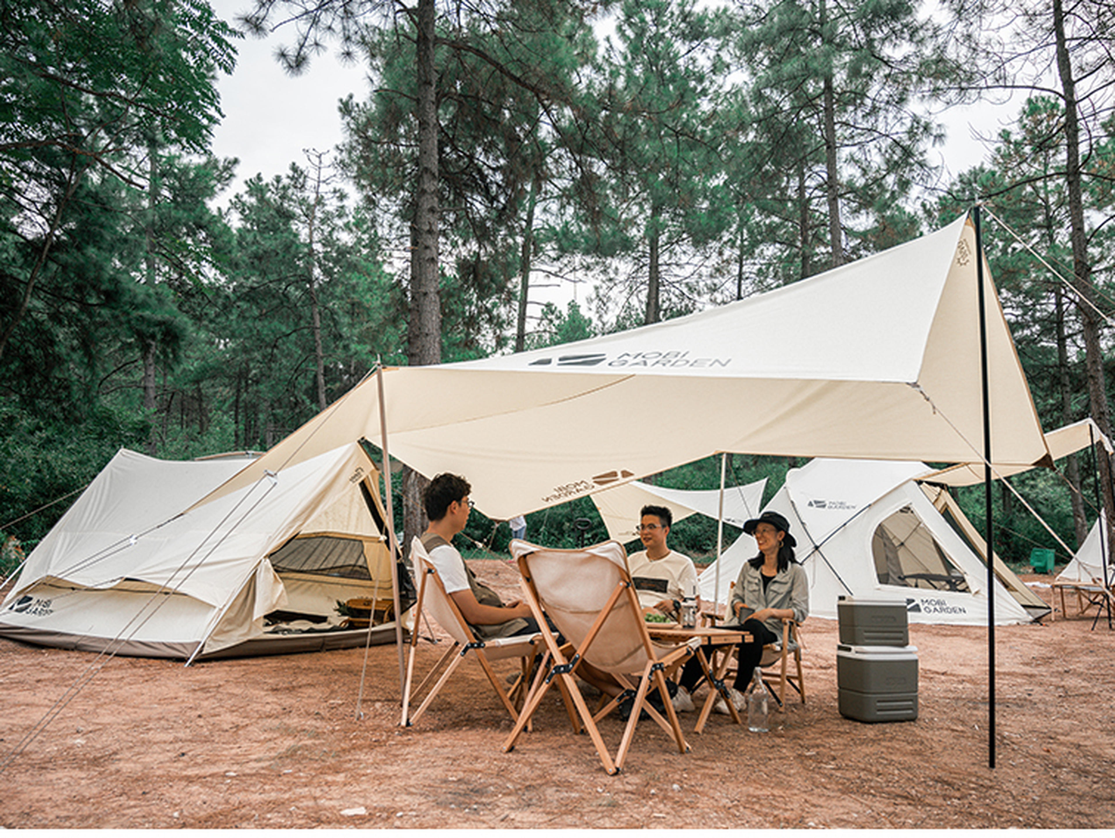 今年の秋冬は薪ストーブ対応の「モビ ガーデン」の難燃テントで！家族