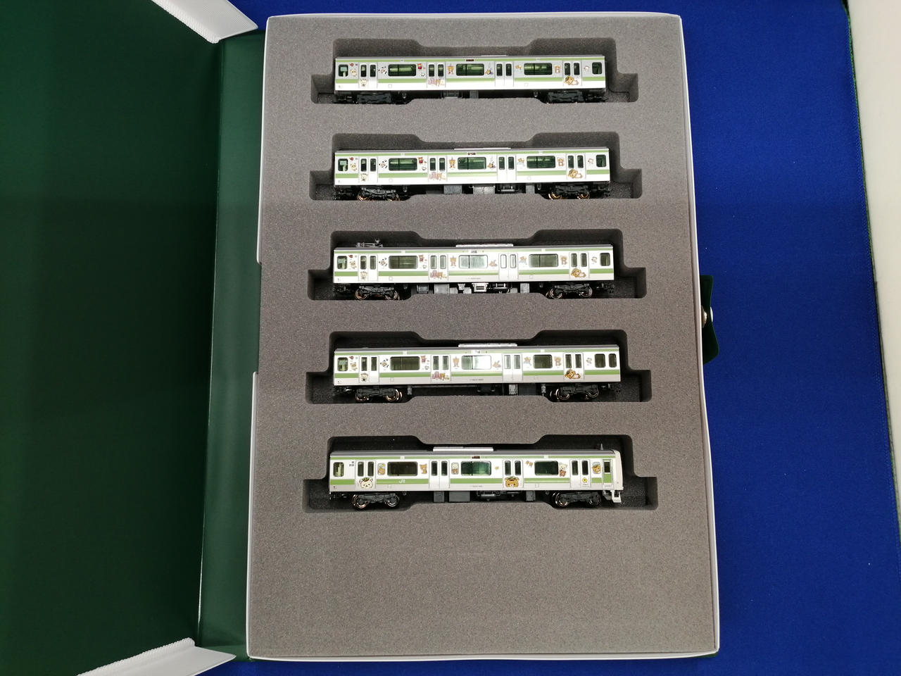 KATO|E231系500番台リラックマごゆるり号11両セット|【ハードオフ公式