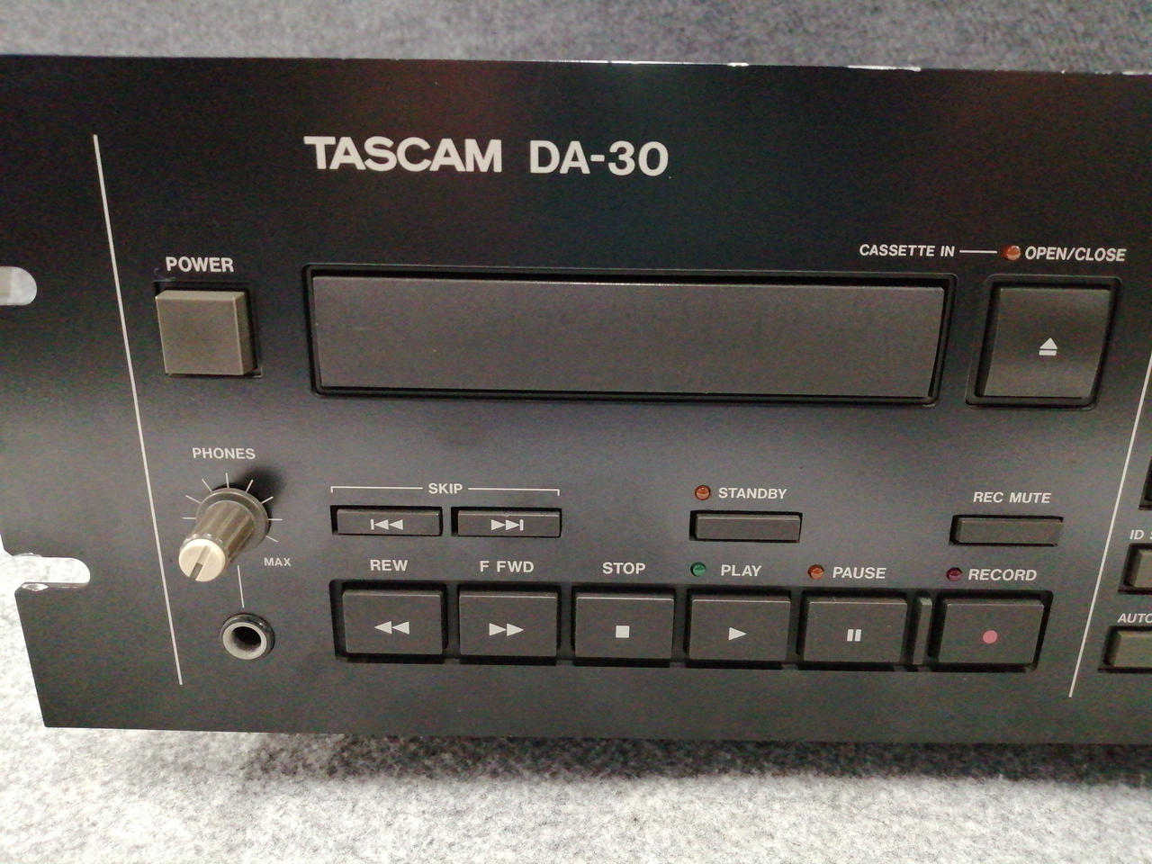 タスカム(TASCAM)|TASCAM DA-30|【ハードオフ公式通販】オフモール