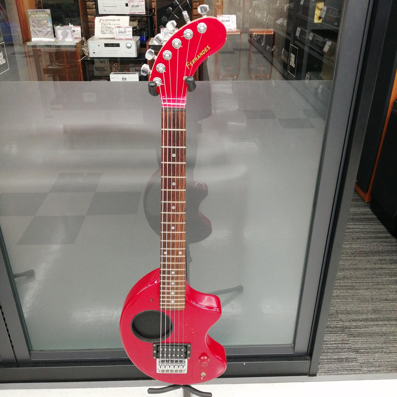 フェルナンデス(FERNANDES)|アンプ内蔵エレキギター|【ハードオフ公式