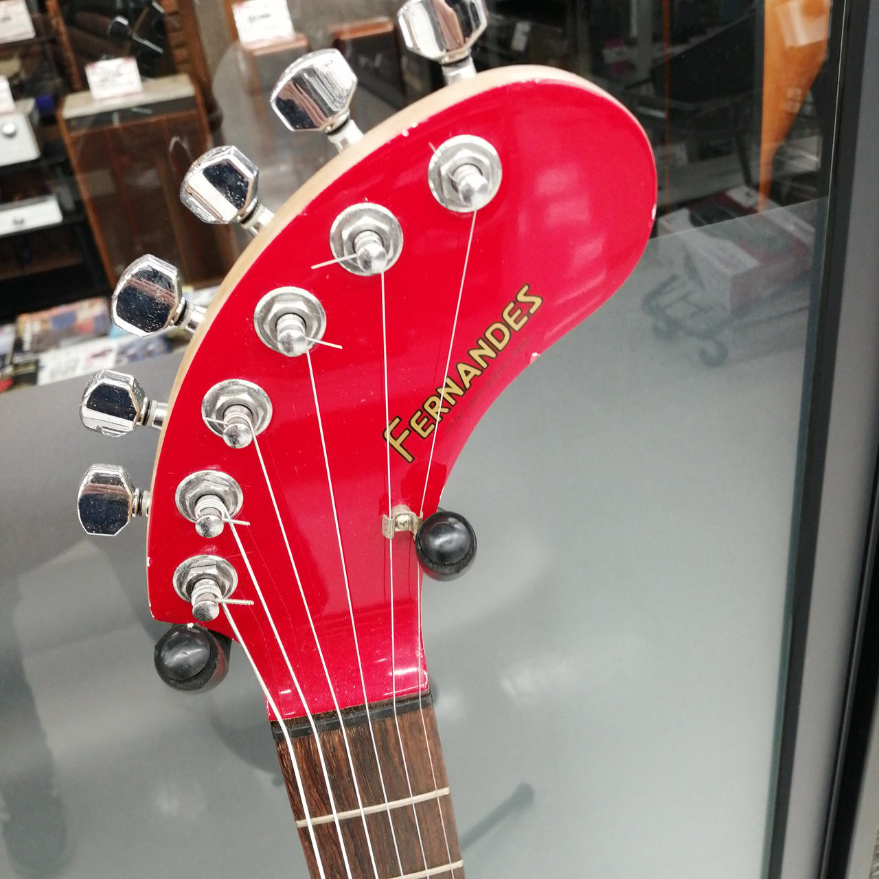 フェルナンデス(FERNANDES)|アンプ内蔵エレキギター|【ハードオフ公式