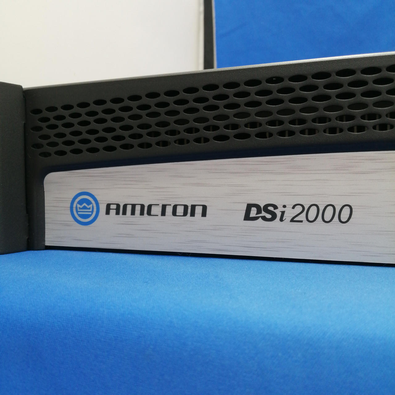 アムクロン(AMCRON)|パワーアンプ/Dsi2000|【ハードオフ公式通販】オフ