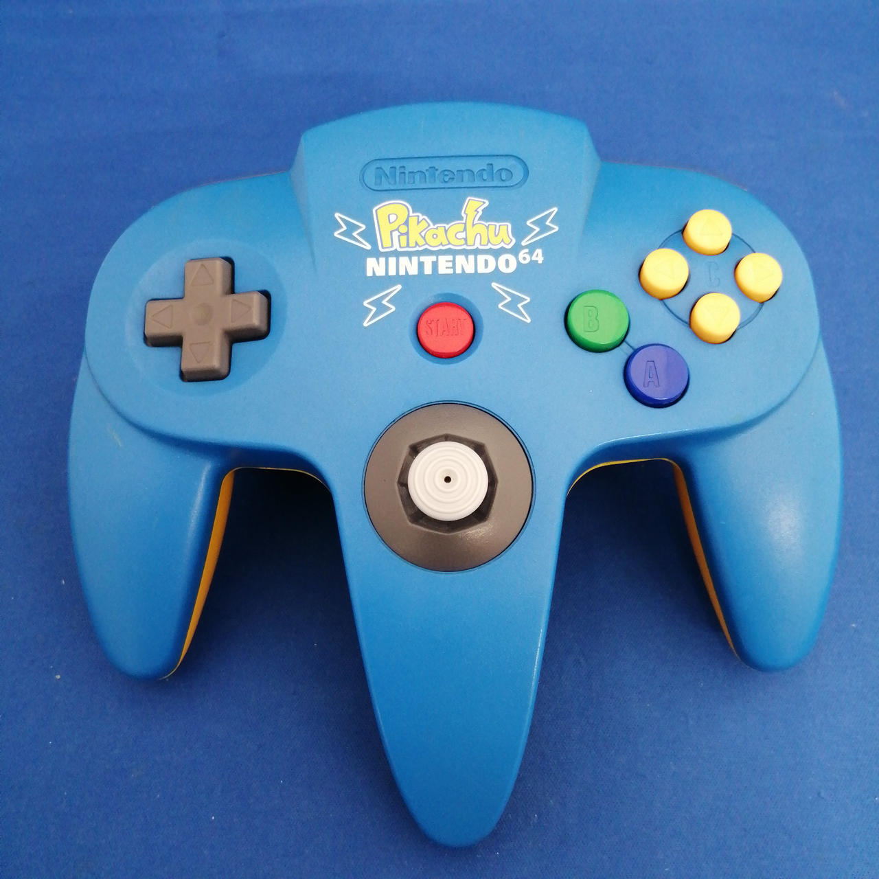 ニンテンドウ(NINTENDO)|ニンテンドー64ピカチュウモデル/NUS-101