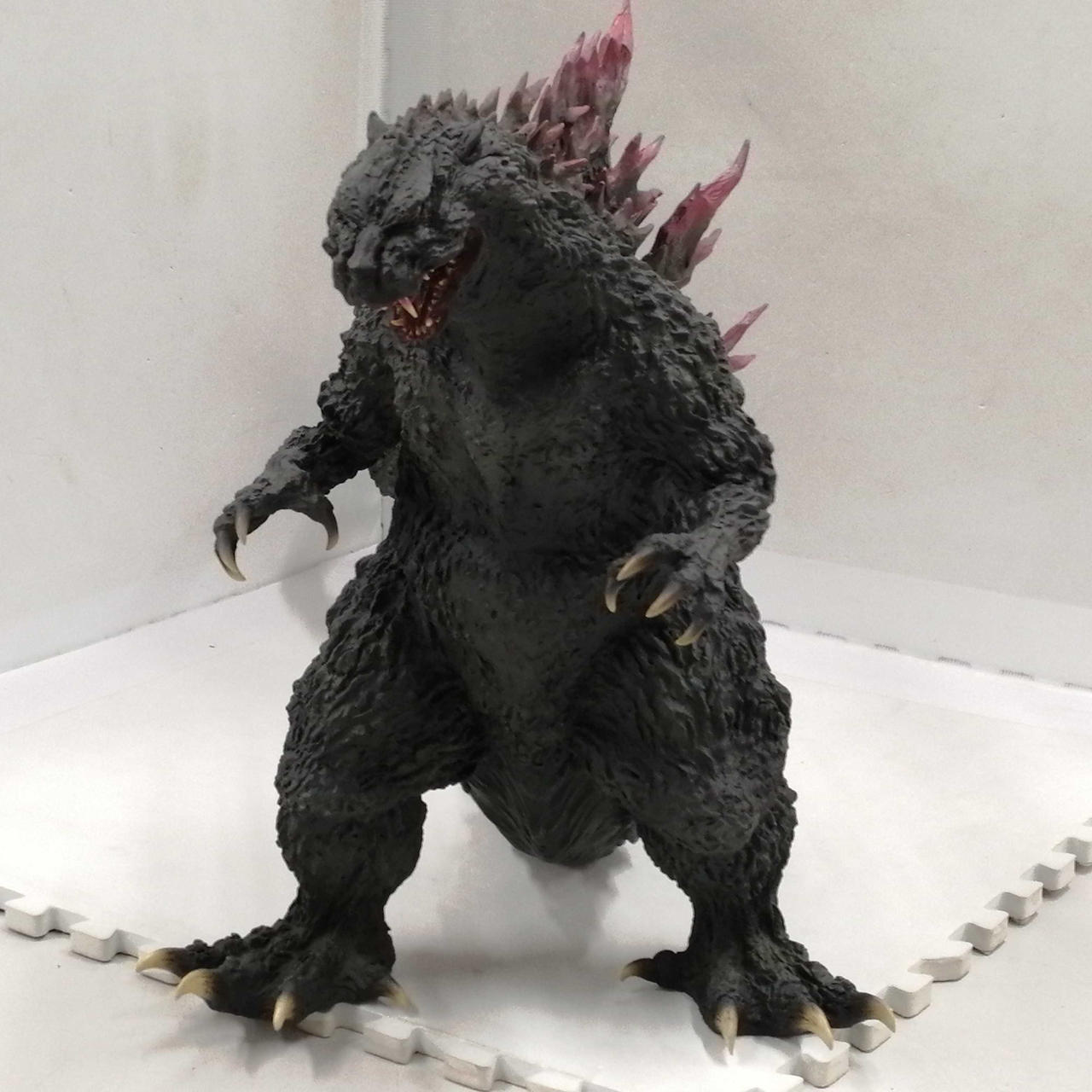 ゴジラ・ストア|ゴジラ2000 ミレニアムひな形レプリカ|【ハードオフ