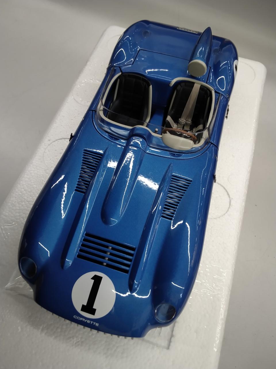 オートアート オウト(AUTOart)|1/18シボレー コルベットSS 1957（青