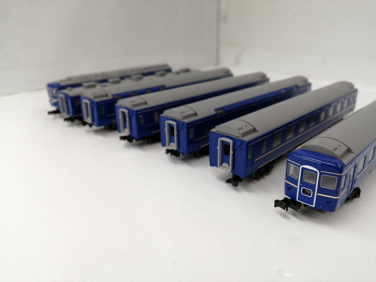 KATO|JR北海道 24系25形金帯 北斗星|【ハードオフ公式通販】オフモール