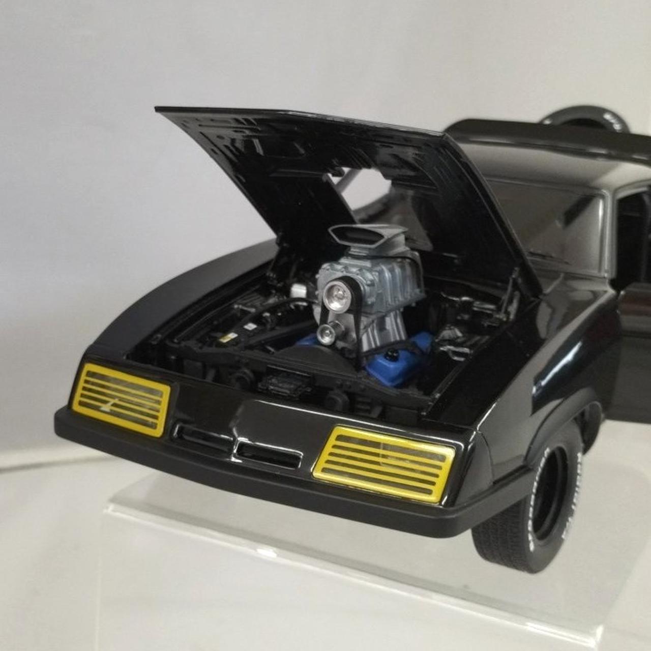 AUTOART|1/18 MADMAX2 インターセプター|【ハードオフ公式通販】オフ