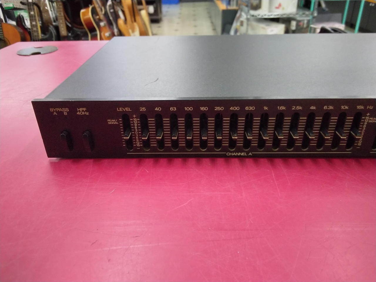 Roland E-215 GRAPHIC EQUALIZER イコライザー Roland E-215 GRAPHIC