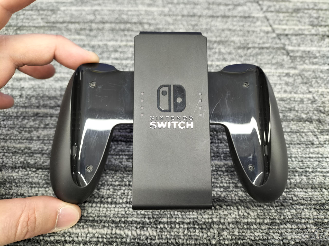 ニンテンドウ(NINTENDO)|【タバコ臭有・付属品欠品有り】SWITCH有機EL