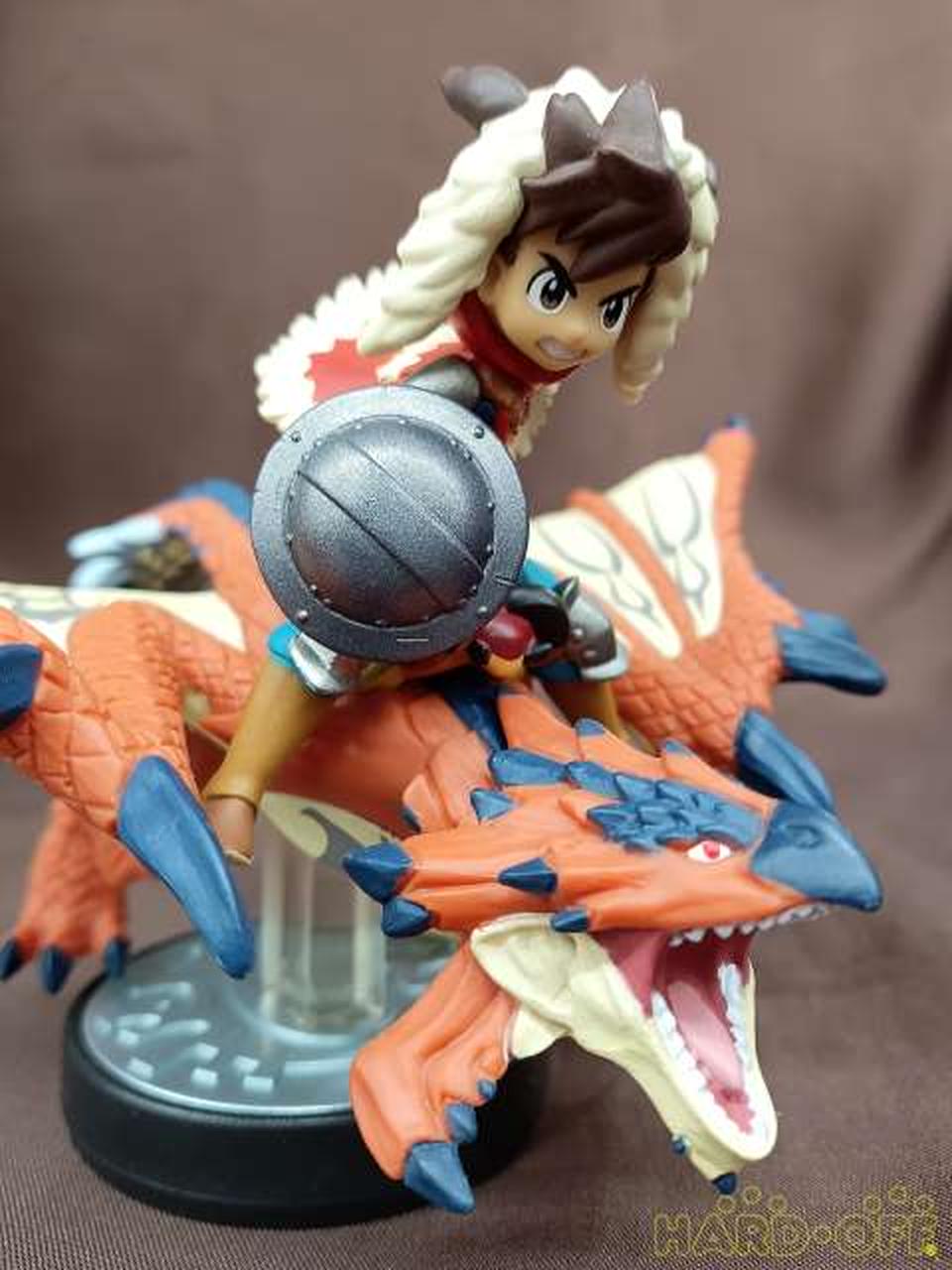 ニンテンドウ(NINTENDO)|AMIIBO 隻眼のリオレウス&ライダー(男の子