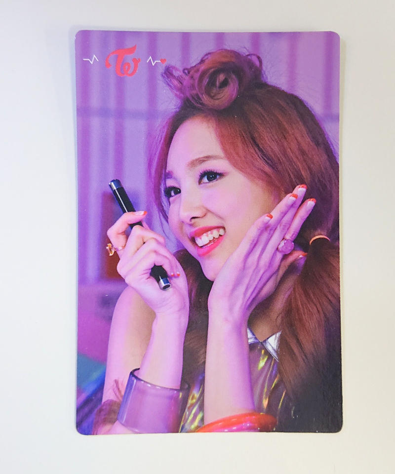 ナヨン SIGNAL サノク TWICE ナヨン SIGNAL サノク