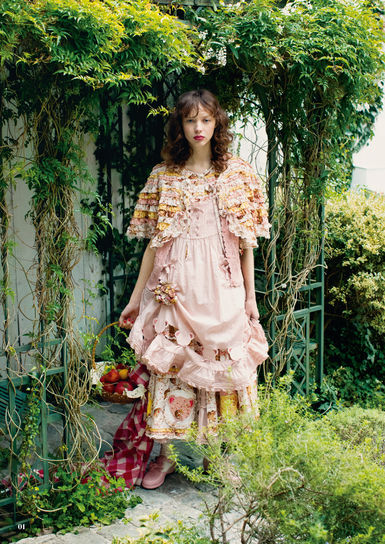 ピンクハウスのPINK HOUSE 2023 Summerカタログ｜PINK HOUSE OFFICIAL