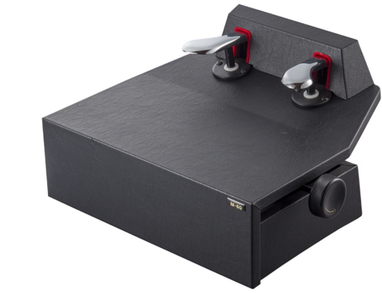 ♪～ ピアノ補助ペダルの最高峰!進化し続けるM-60 ～ | 西宮北口