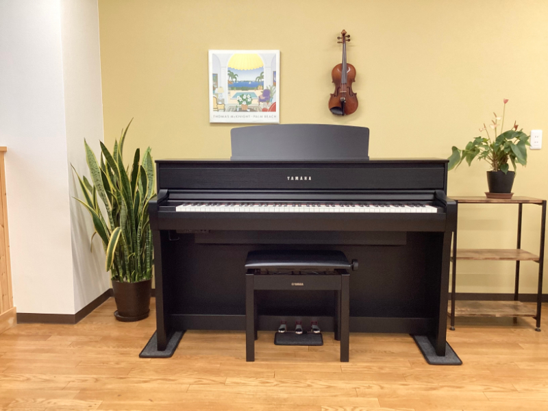 ヤマハ CLP-775B ブラックウッド調 中古 2024年製 YAMAHA Clavinova