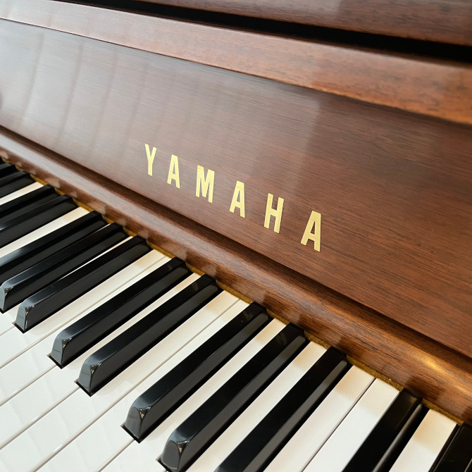 中古》リニューアルUX300Wn ヤマハアップライトピアノ | 中古アップ