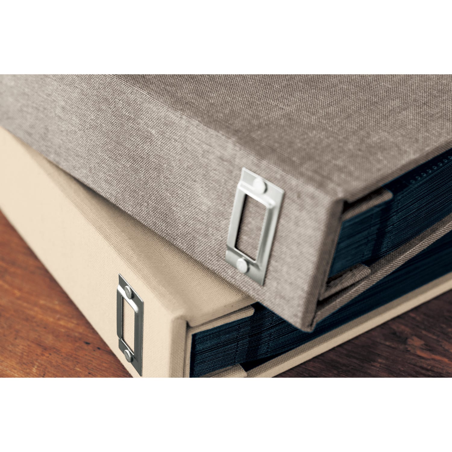 生地張り表紙の600枚大容量収納写真アルバム（育児日記/ベビーアルバム