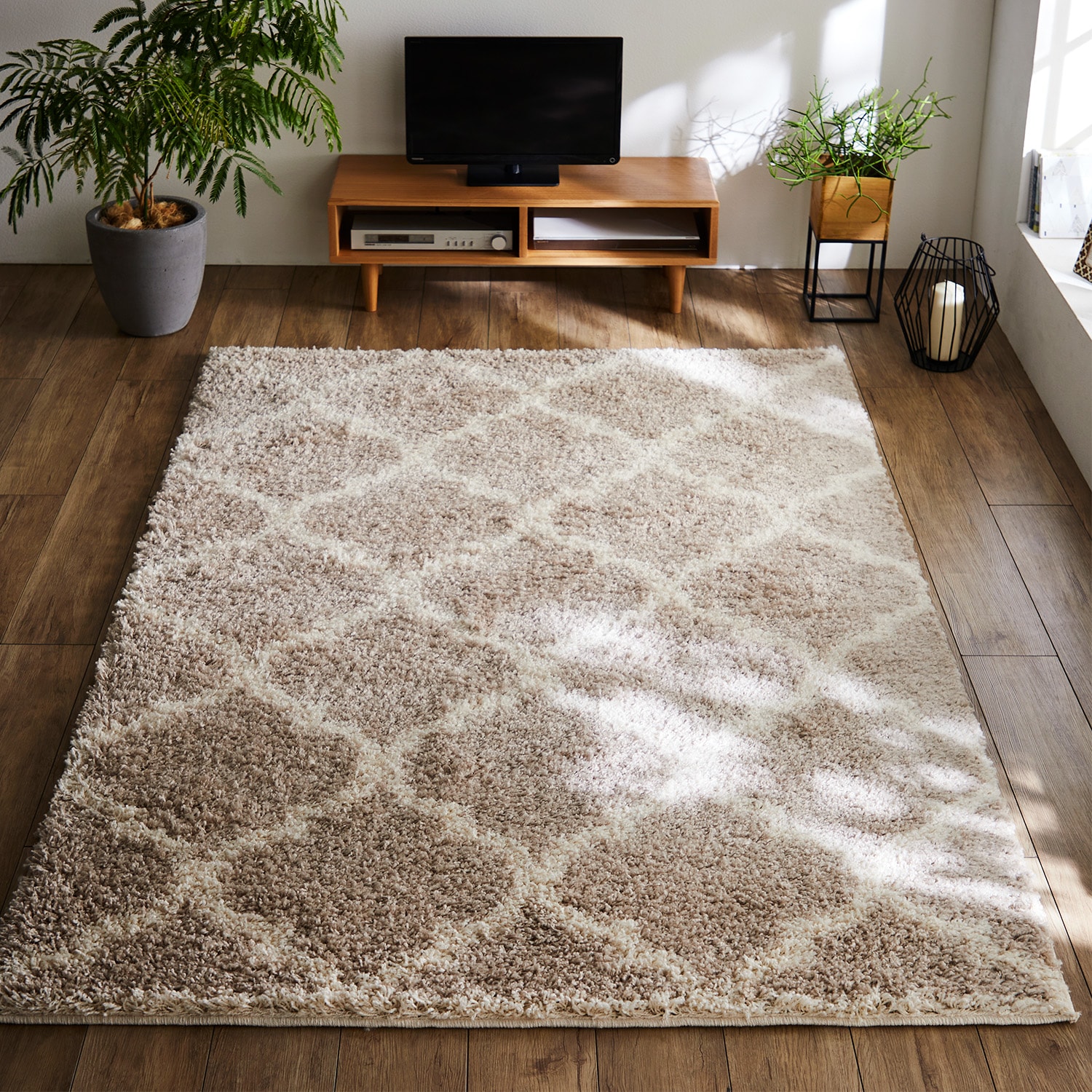 モロッカン風デザインのウィルトン織りシャギーラグ｜通販のベルメゾン