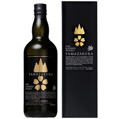 ブレンデッドウイスキー山桜 黒ラベル 700ml（箱入） ＜ 風の酒蔵 笹の