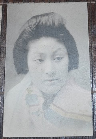 明治 花魁 芸妓『絵葉書 手彩色美人』 ＜ 紙の蔵
