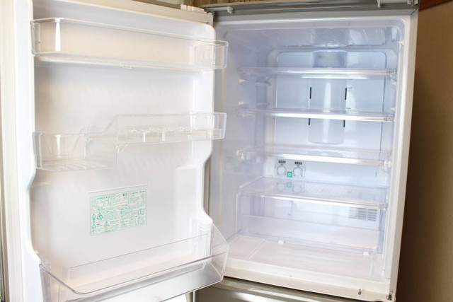 シャープ 350L 3ドア冷蔵庫 どっちもドア SJ-W352C-N SHARP 2017年製