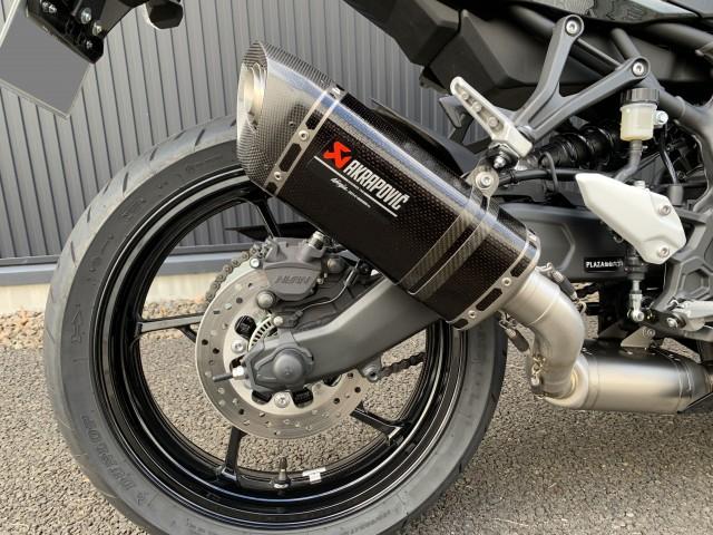 Ninja ZX-25R × AKRAPOVICフルエキゾーストマフラー（カワサキプラザ