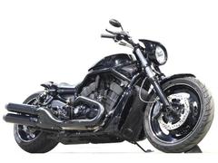 VRSCDXの持ち込み社外エンジンガード取付。ものによっては加工が必要に