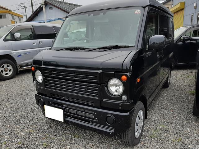 日産 NV100クリッパーバン GX ダムド LittLe：D 衝突