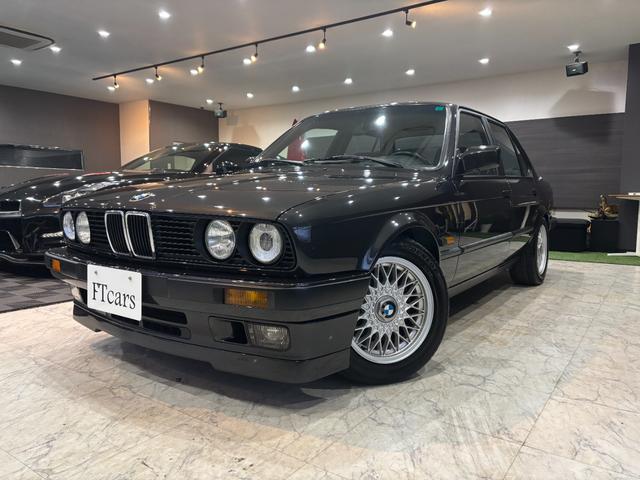BMW 3シリーズ 325i 5MT 左ハンドル E30セダンの中古車