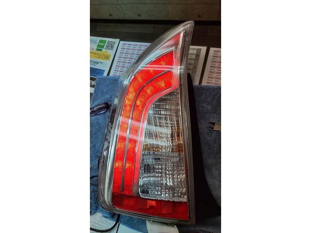 プリウス 30プリウス ZVW30 後期 テール 全灯化加工｜グーネットピット