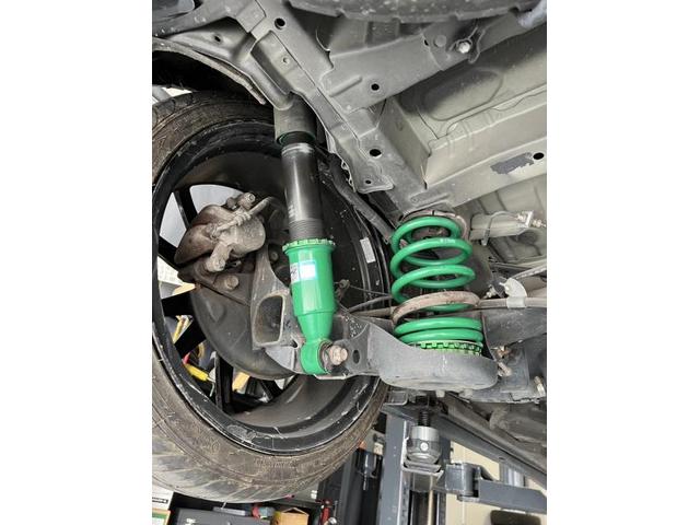 トヨタ 20ヴェルファイア TEIN車高調 取付｜グーネットピット