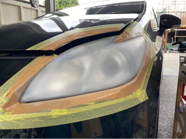 ZVW30 プリウス ライト黄ばみ ライトくすみ ヘッドライトクリーニング