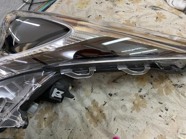 トヨタ 50プリウス インナーブラック LEDリング取り付け オレンジ