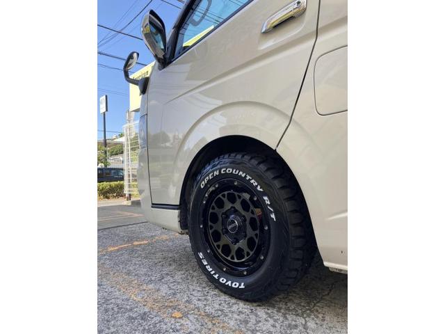 横浜ガレージ館 GIGA横浜店 トヨタ ハイエース レイズ チームデイトナ