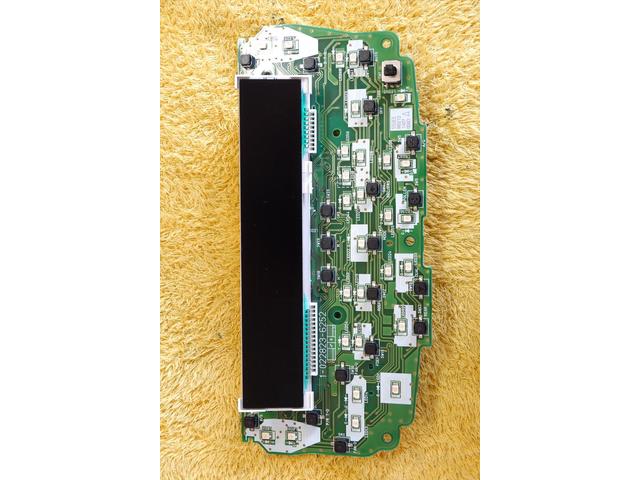 20系アルファード 室内LED打替え作業 エアコンパネルLED打替え