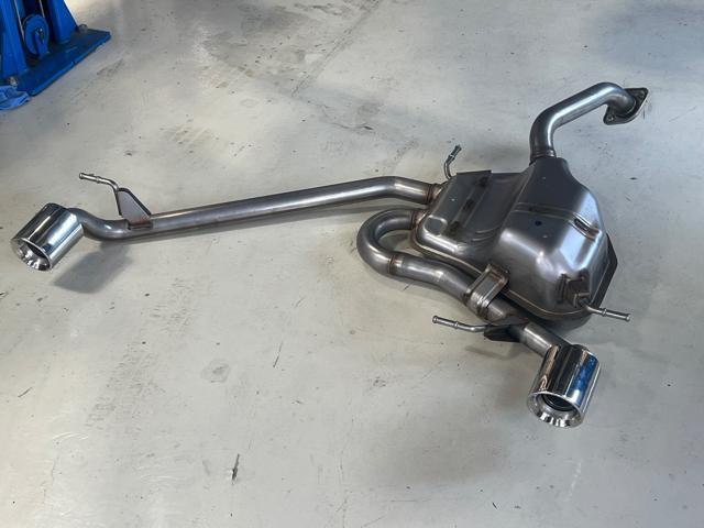 ZC33S モンスタースポーツマフラー 取り付け マフラー交換｜グーネット