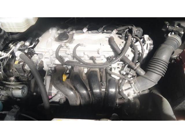 トヨタ エスクァイア Gi 8人乗り （DBA－ZRR80G）の車検整備