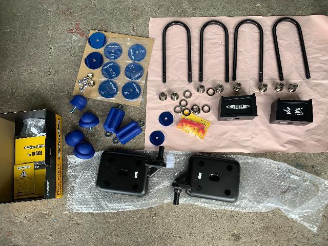 ハイエース ダウンブロック 玄武 取付 3インチ バンプラバー 高松