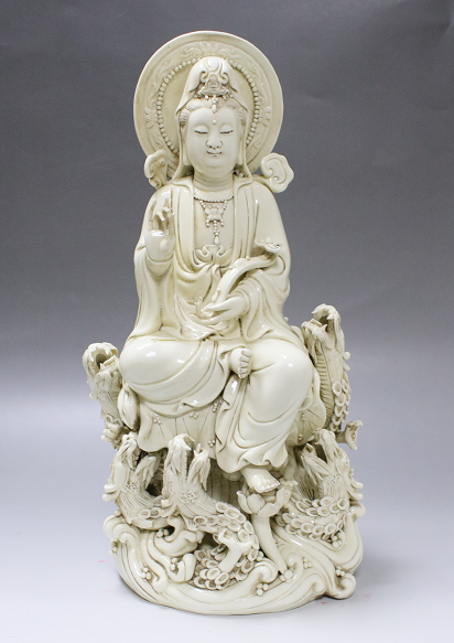 独树一帜，闻名世界，一尊难求：何朝宗款德化白瓷观音像。 - 知乎
