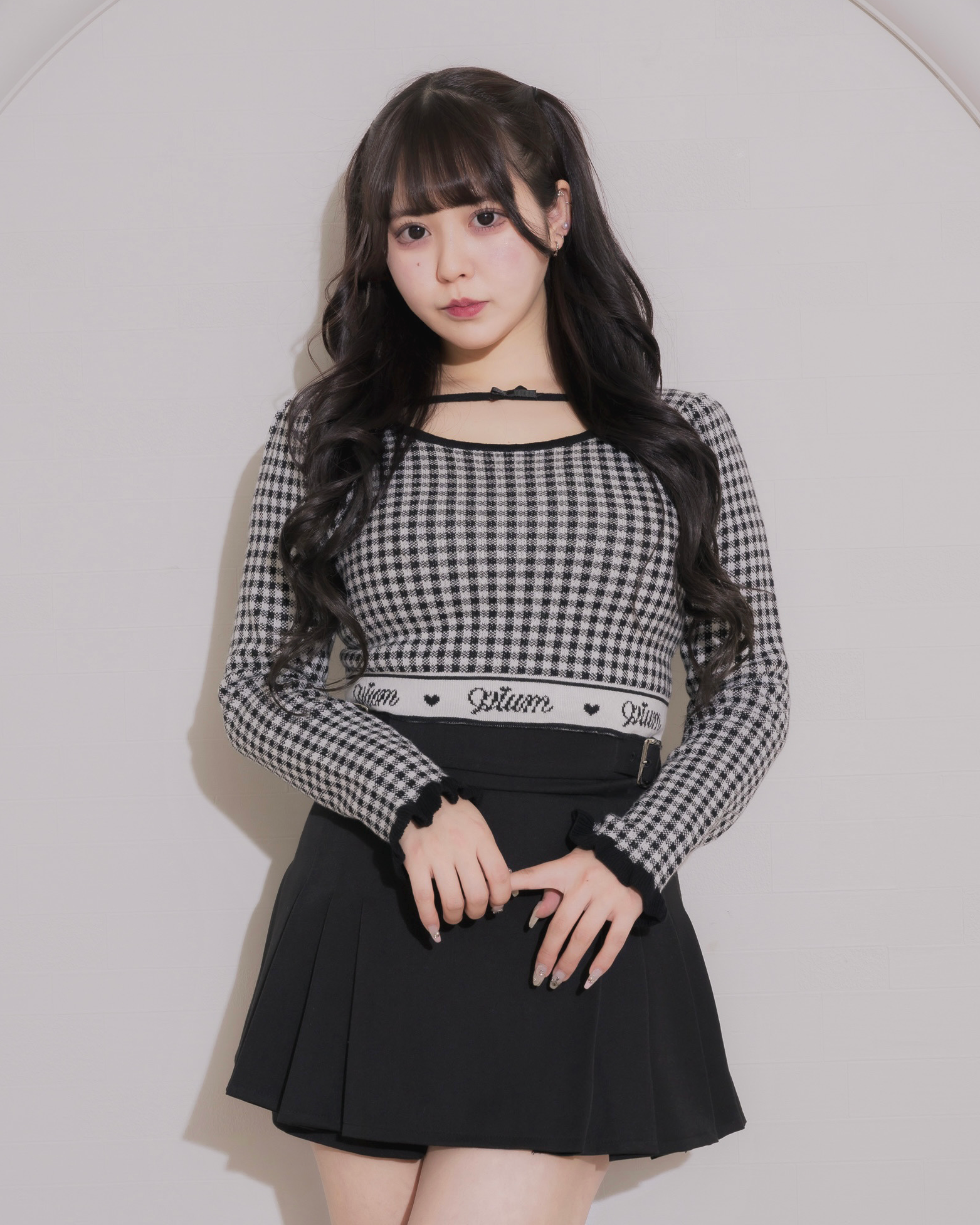 piumロゴラインリボンテープ長袖ニット