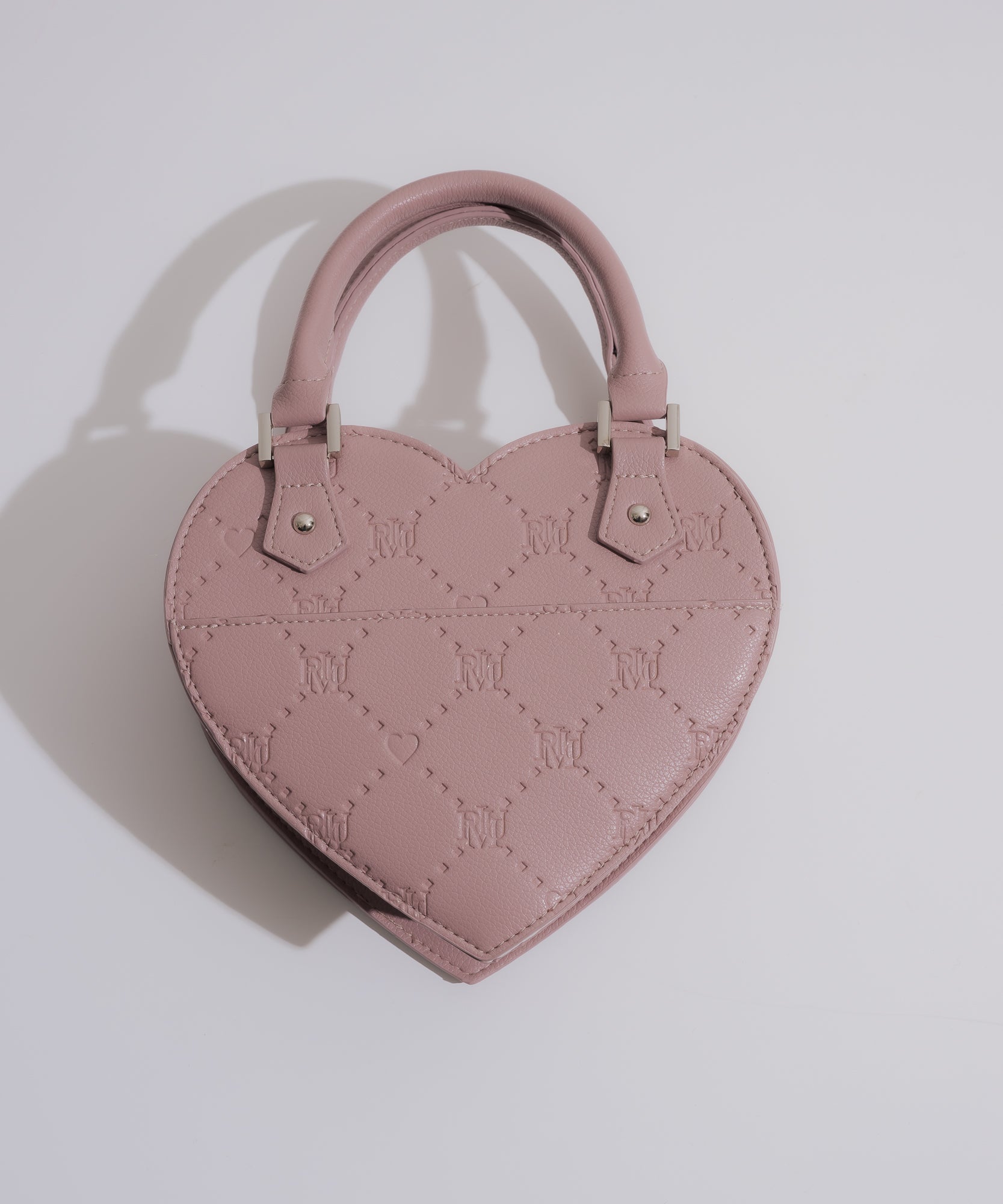 piumモノグラムハートバッグ