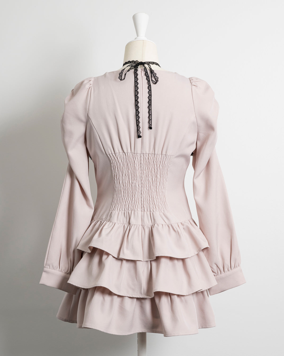 フロントリボンティアードミニワンピース – pium