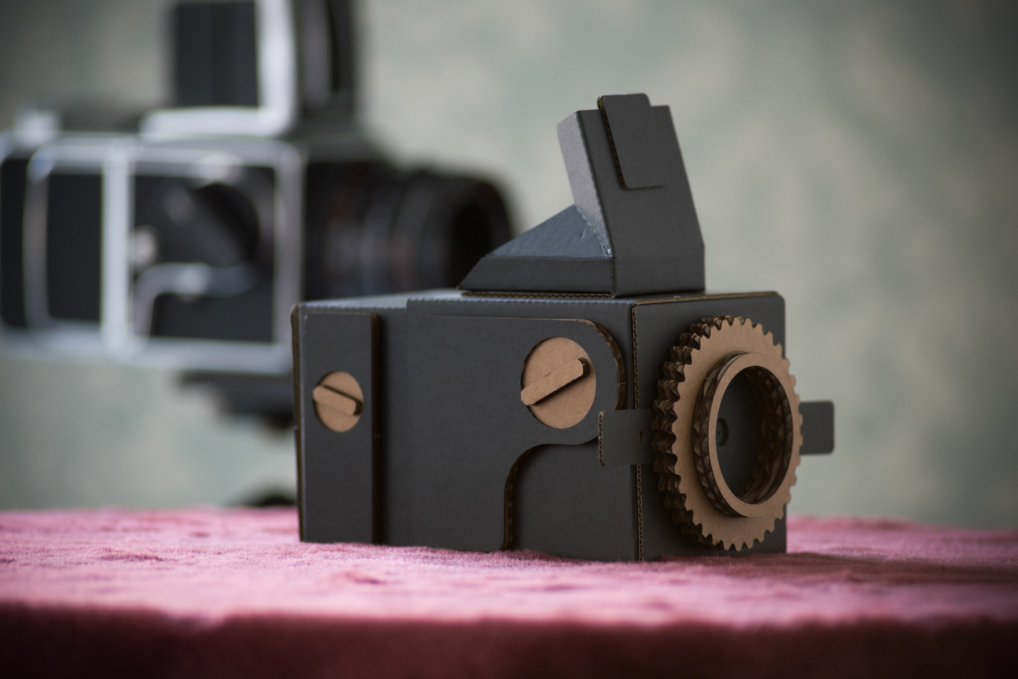 スマホで写せるピンホールカメラ組み立てキット『暗箱：ANBAKO