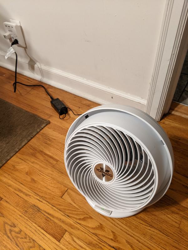 610DC Energy Smart Medium Air Circulator - Vornado